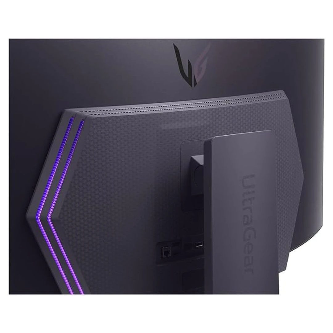 LG 45 UltraGear OLED Curved Gaming Monitor 240Hz 003ms 34401440 G-SYNC Compatible LG 45 UltraGear OLED Curved Gaming Monitor 240Hz 003ms 34401440 G-SYNC Compatible - Image 5